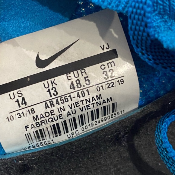 Nike Zoom Fly FK Sneakers - Picture 9 of 9